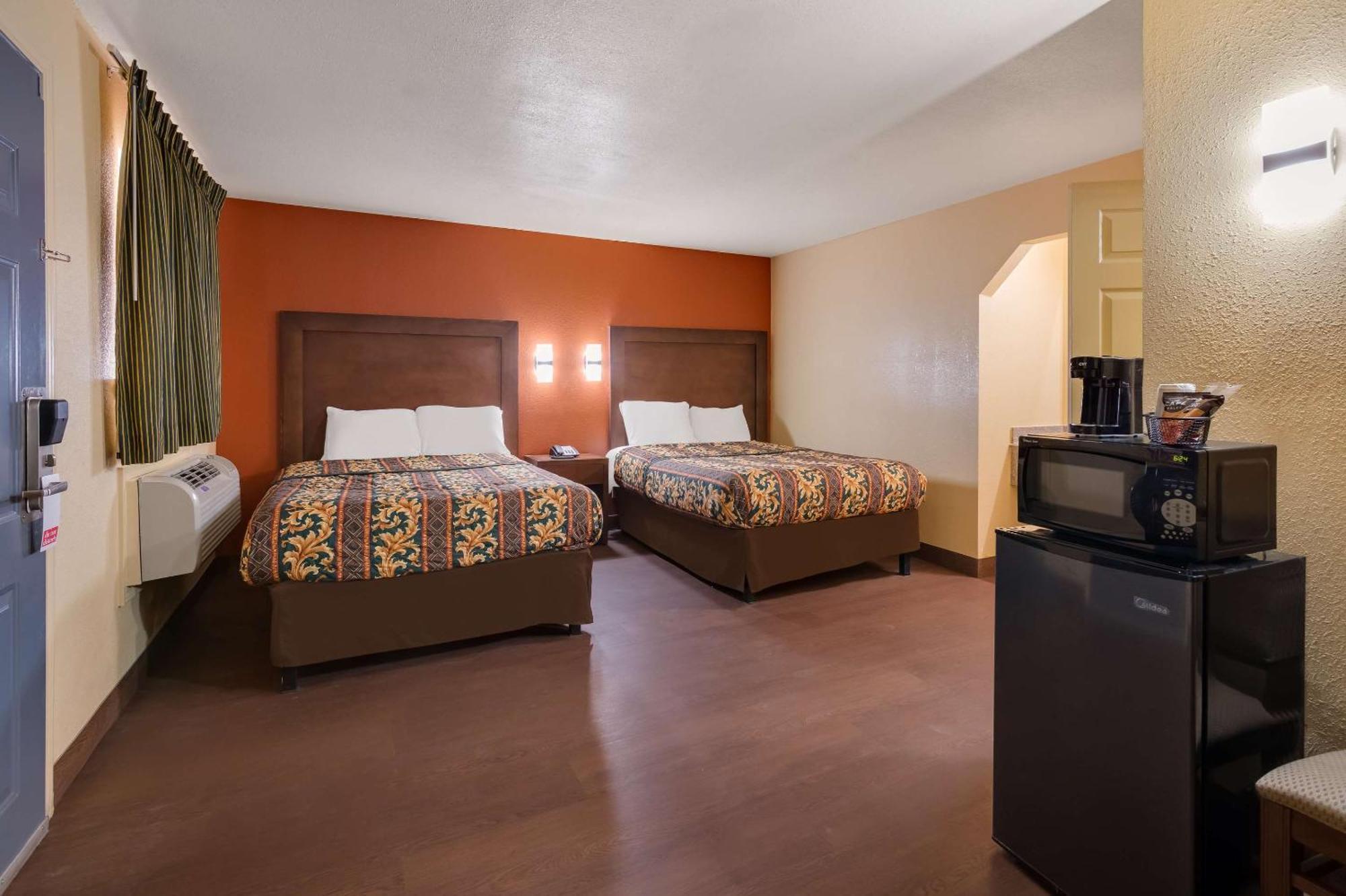 Rodeway Inn & Suites East นิวออร์ลีนส์ ภายนอก รูปภาพ